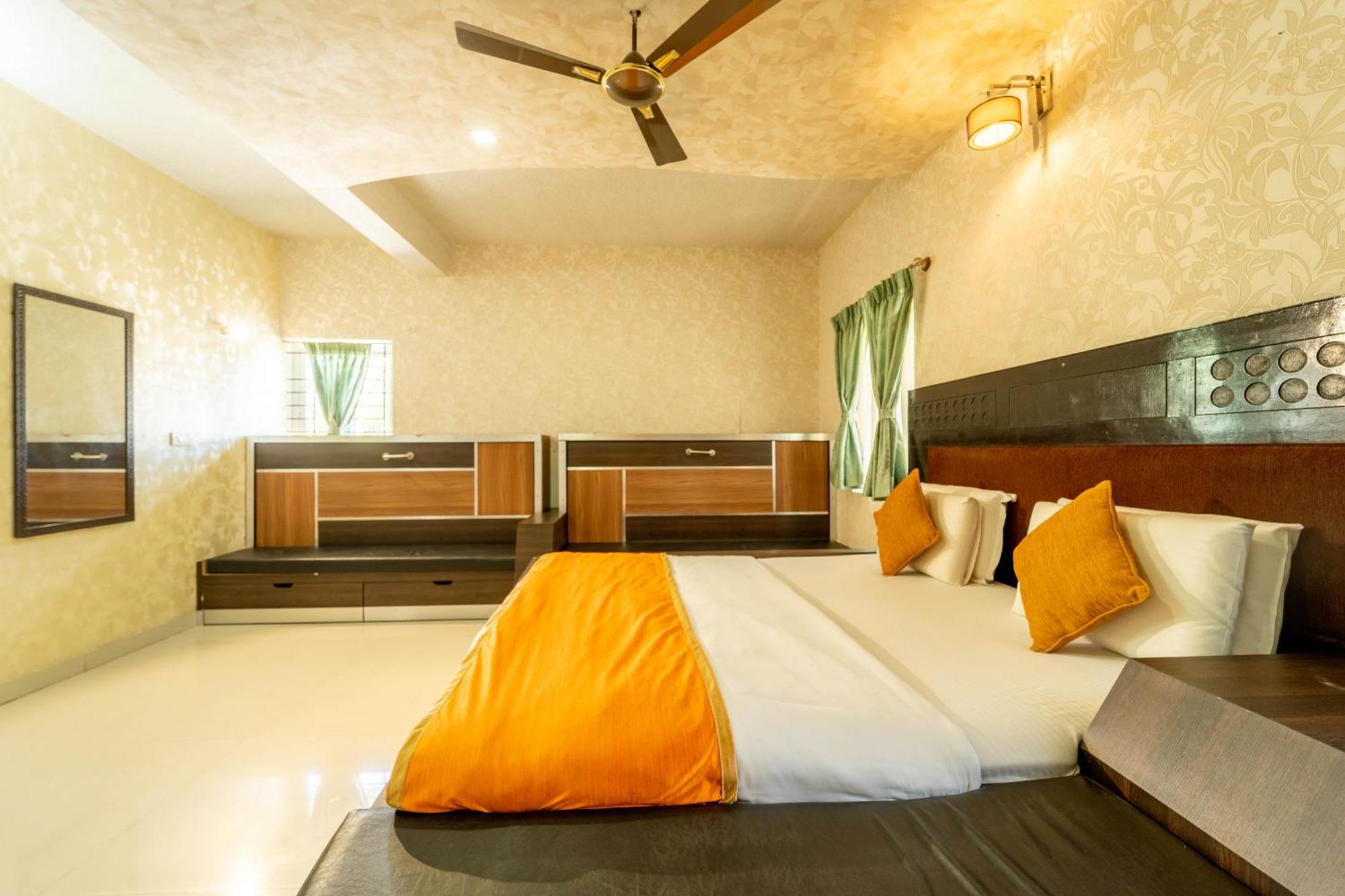 Seasons Suites Koramangala Bangalore Esterno foto